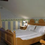 מלון Benediktenhof 4*