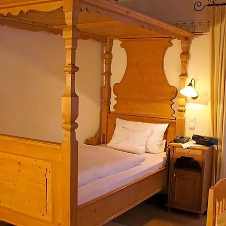 Hotel Benediktenhof 4*