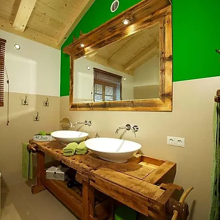 Hotel Benediktenhof 4*